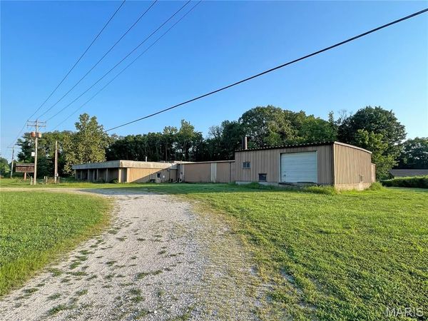1260 Lehman Drive, Chester, IL 62233