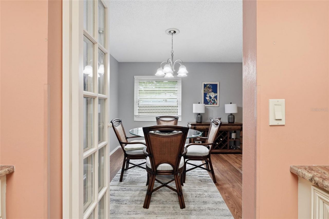 3191 Glen Elyn Boulevard, Unit 4, Sarasota, FL 34237 Photo