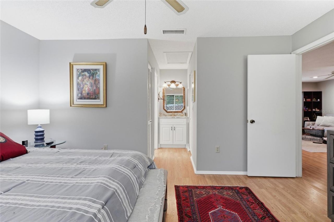 3191 Glen Elyn Boulevard, Unit 4, Sarasota, FL 34237 Photo