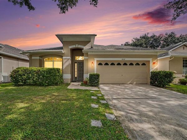 8257 BAYWOOD VISTA DRIVE , ORLANDO, FL 32810