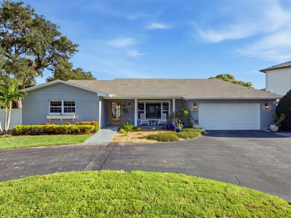10715 CARROLLWOOD DRIVE , TAMPA, FL 33618