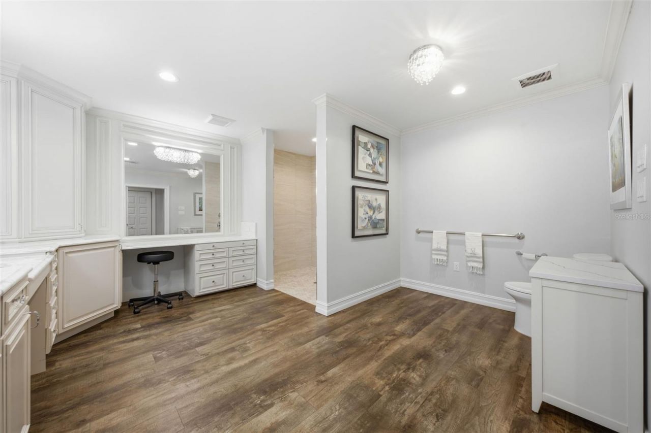 10715 Carrollwood Drive, Tampa, FL 33618 Photo