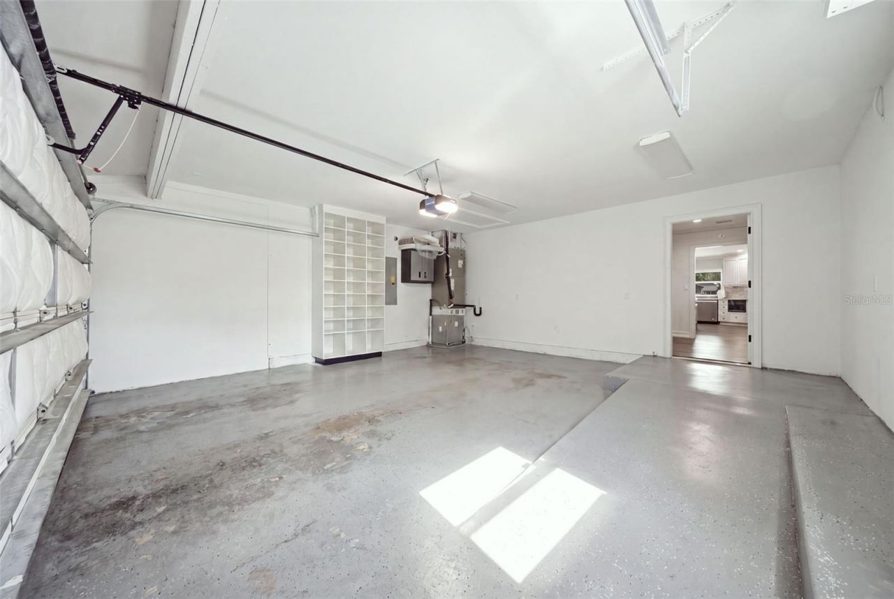 10715 Carrollwood Drive, Tampa, FL 33618 Photo