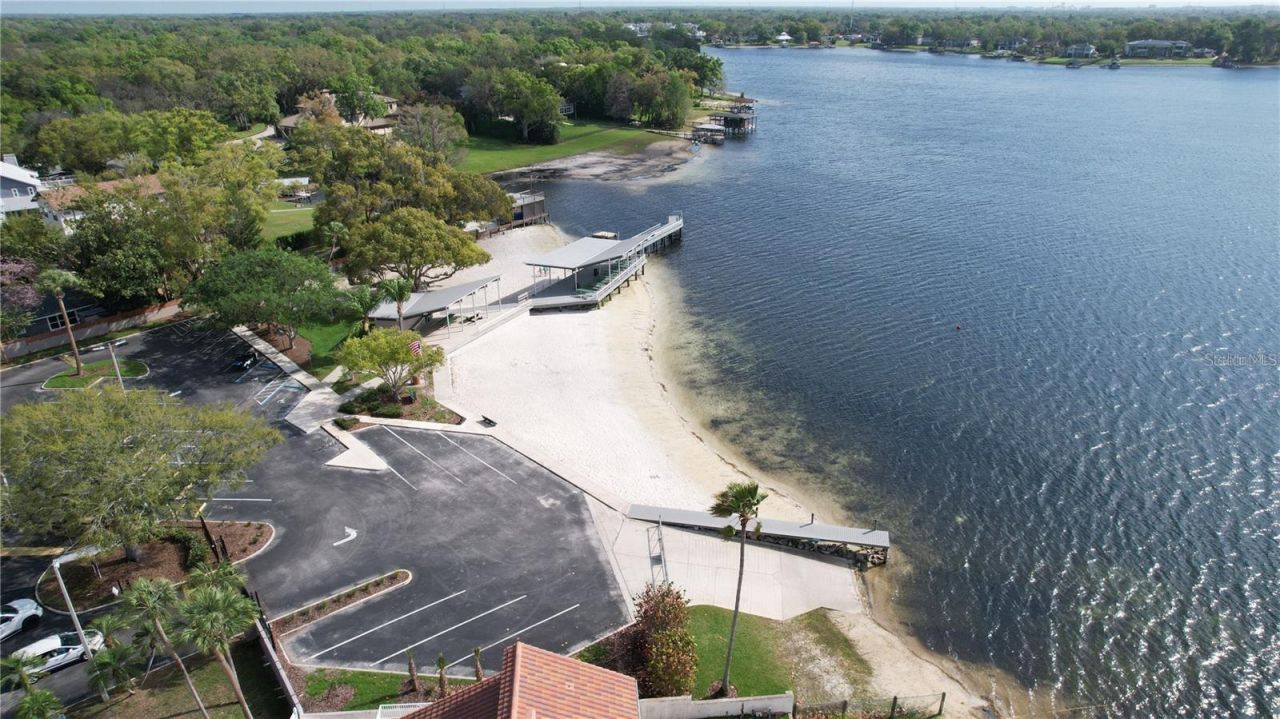10715 Carrollwood Drive, Tampa, FL 33618 Photo