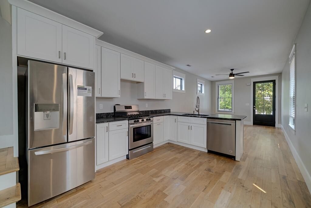 73 Hanover Street Photo 4