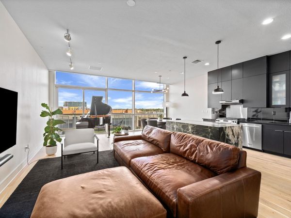 555 E 5th ST, Unit 521, Austin, TX 78701