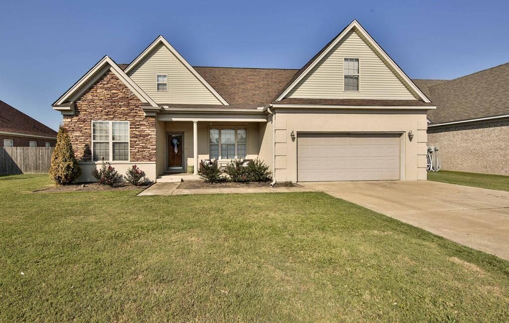 261 Whispering Wind Circle Marion, AR 72364