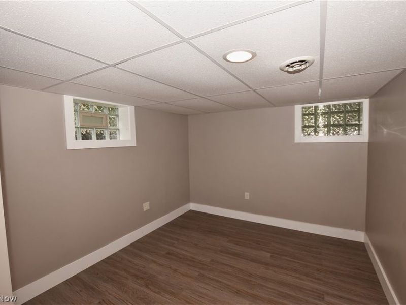 8024 Linden Drive SW, Dellroy, OH 44620 Photo 35