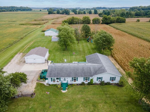 7145 Auld Road, Bradford, OH 45308