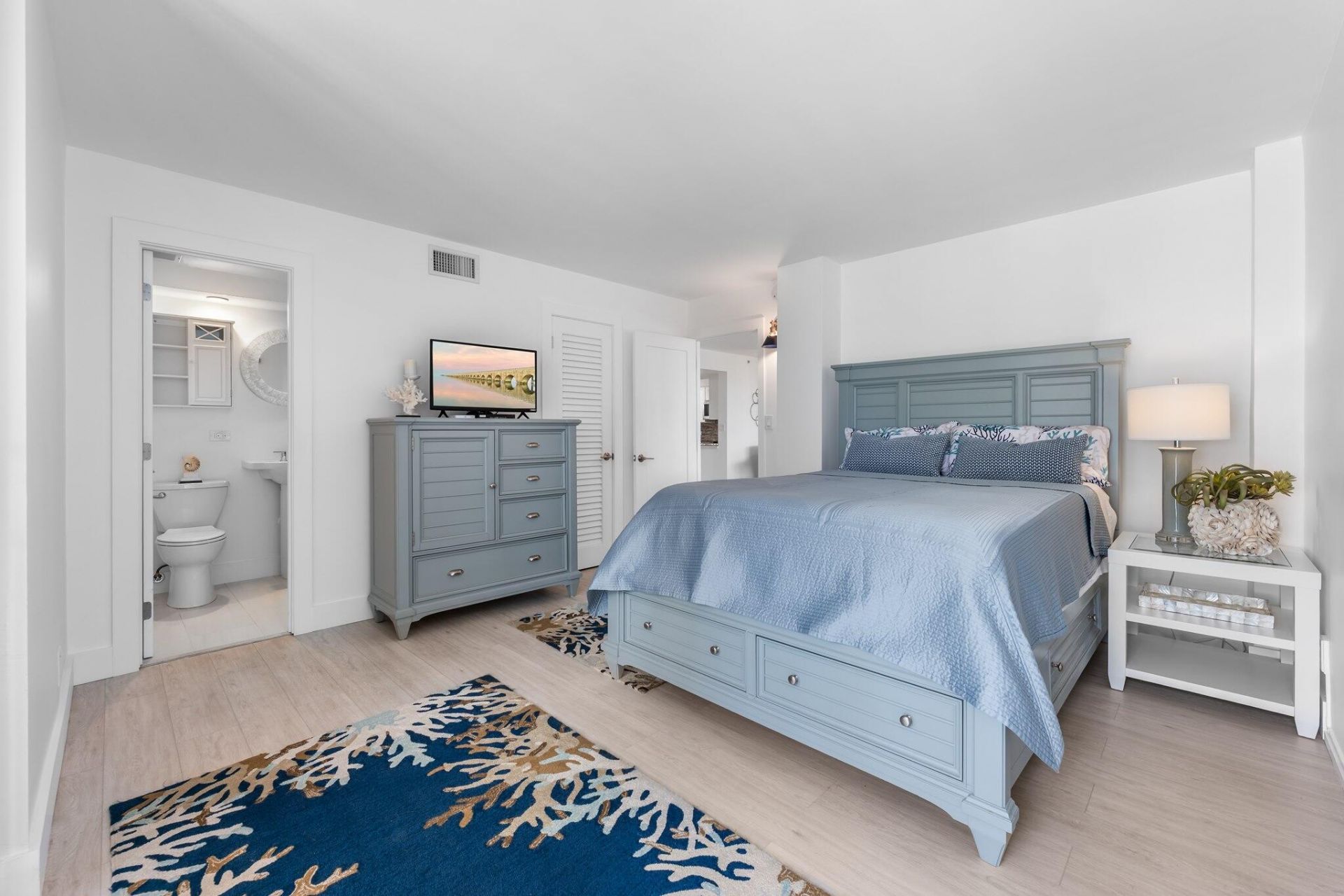 2000 Coco Plum Drive, Unit 302, Marathon, FL 33050 Photo