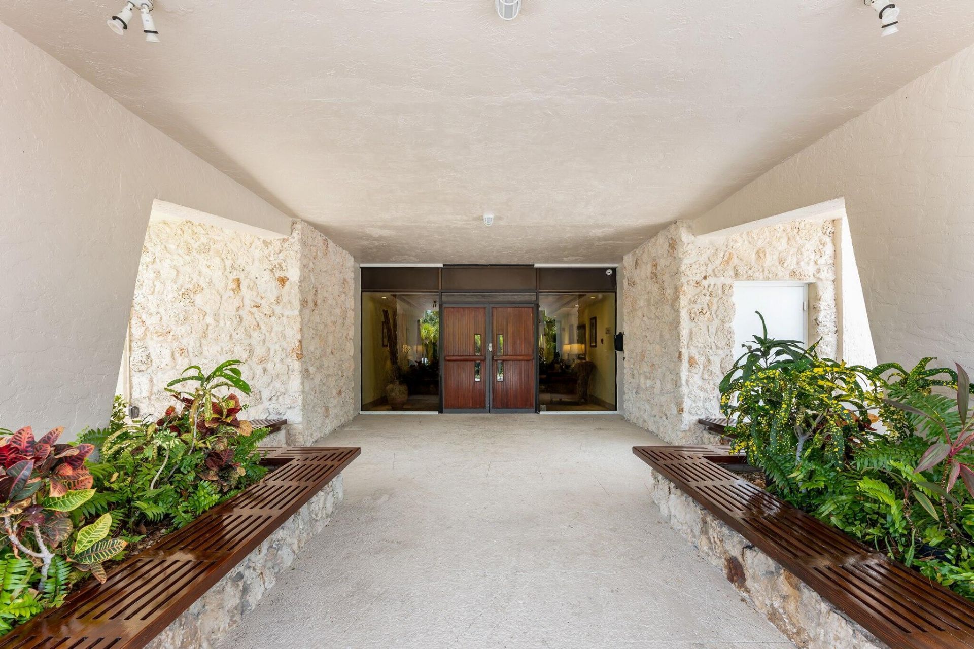 2000 Coco Plum Drive, Unit 302, Marathon, FL 33050 Photo