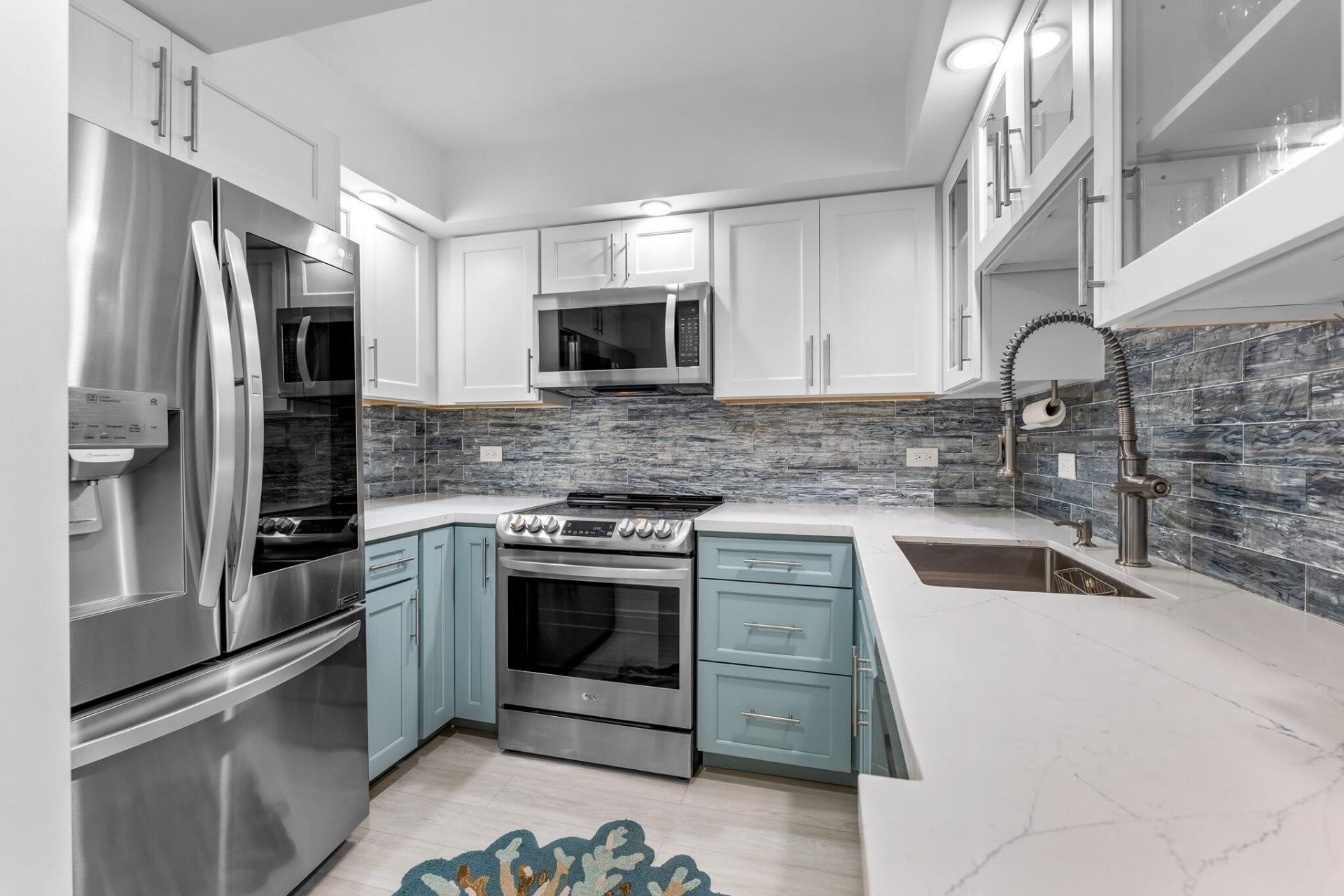 2000 Coco Plum Drive, Unit 302, Marathon, FL 33050 Photo