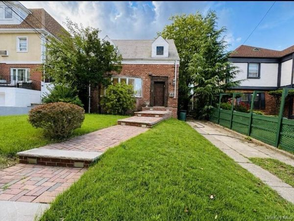 176-29 80th Drive , Jamaica, NY 11432