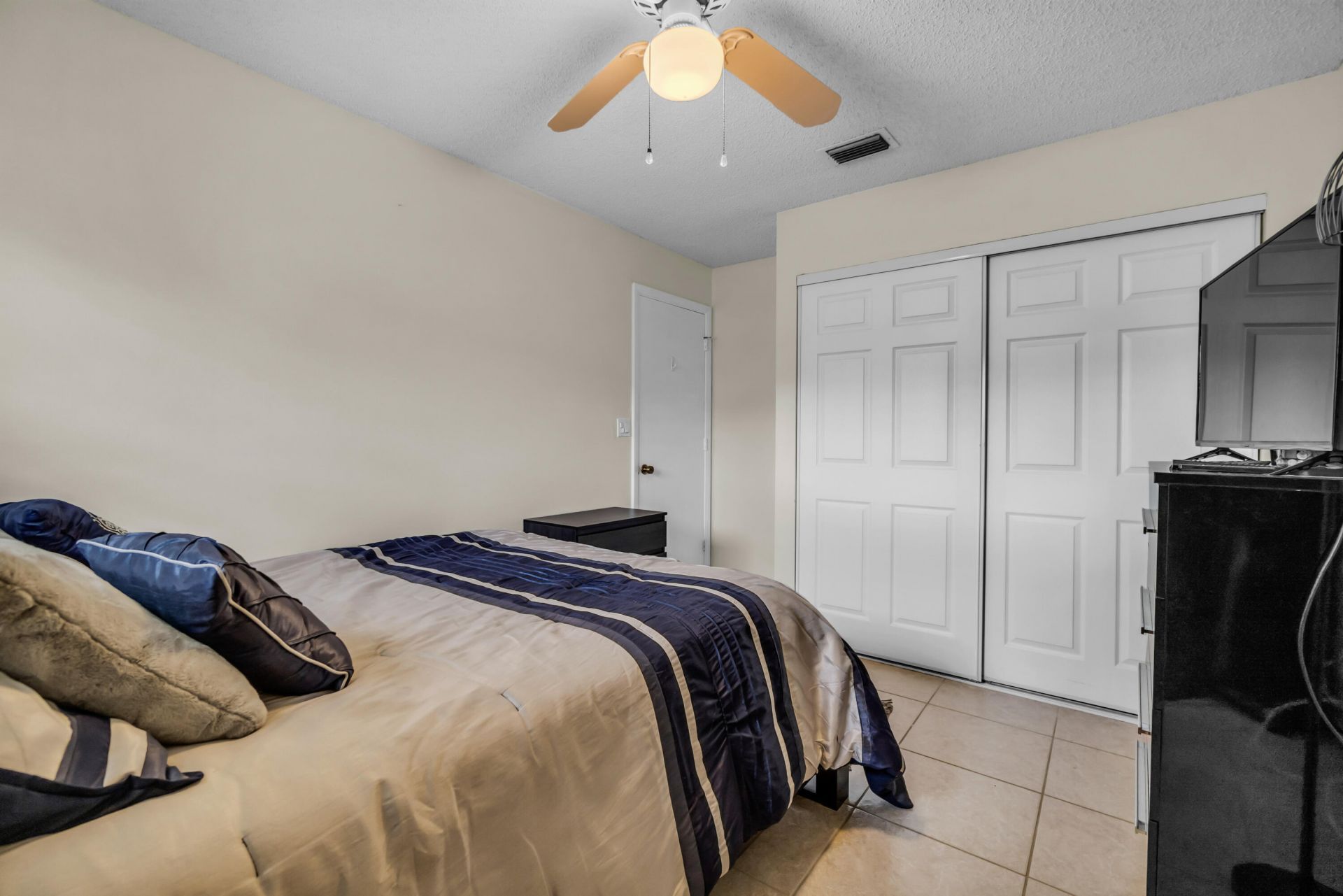 7365 NW 54th Court, Lauderhill, FL 33319 Photo
