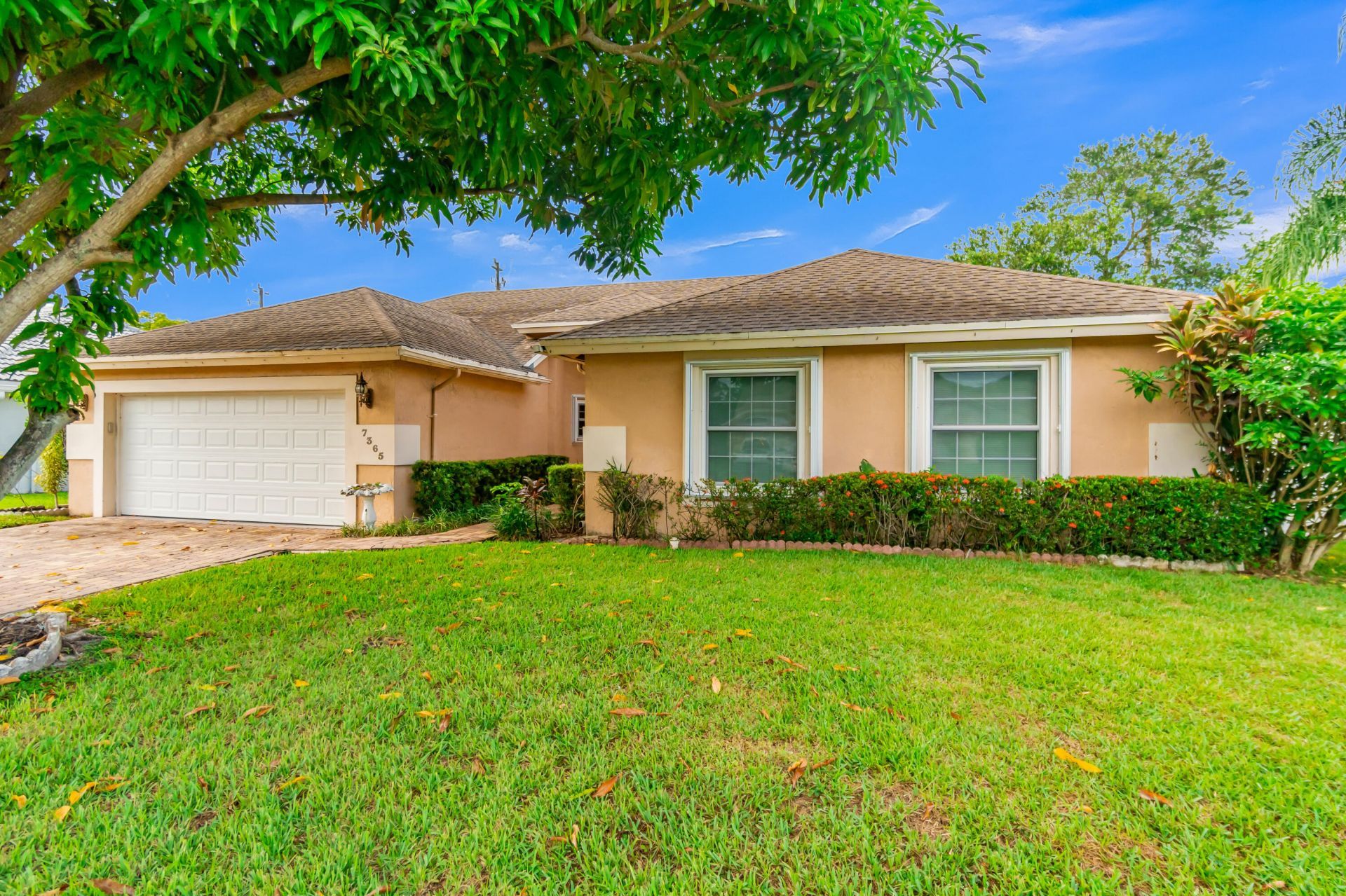 7365 NW 54th Court, Lauderhill, FL 33319 Photo