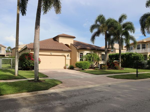 6400 Squirewood Way, Lake Worth, FL 33467