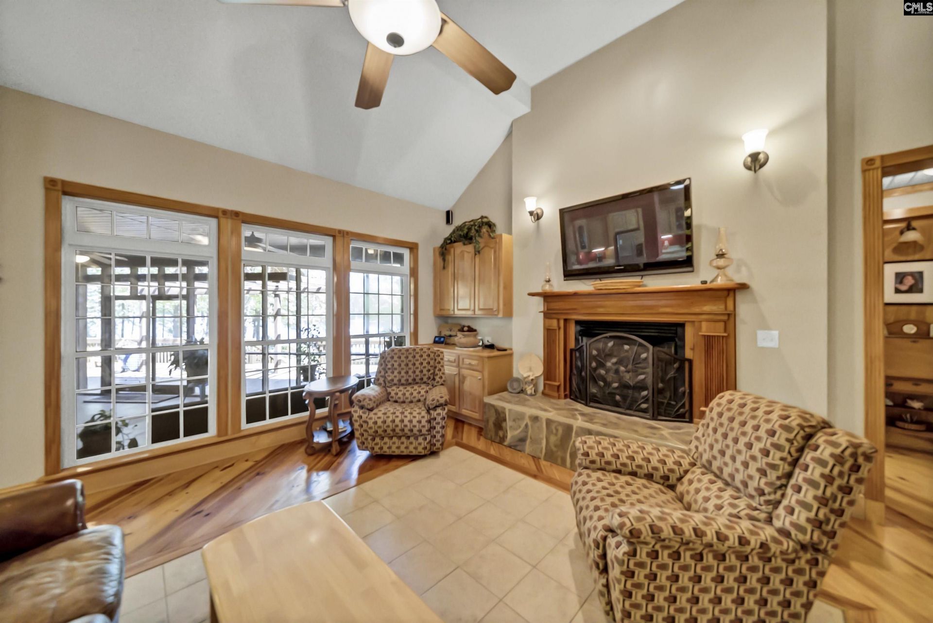 1584 Hutto Island Road Photo 20