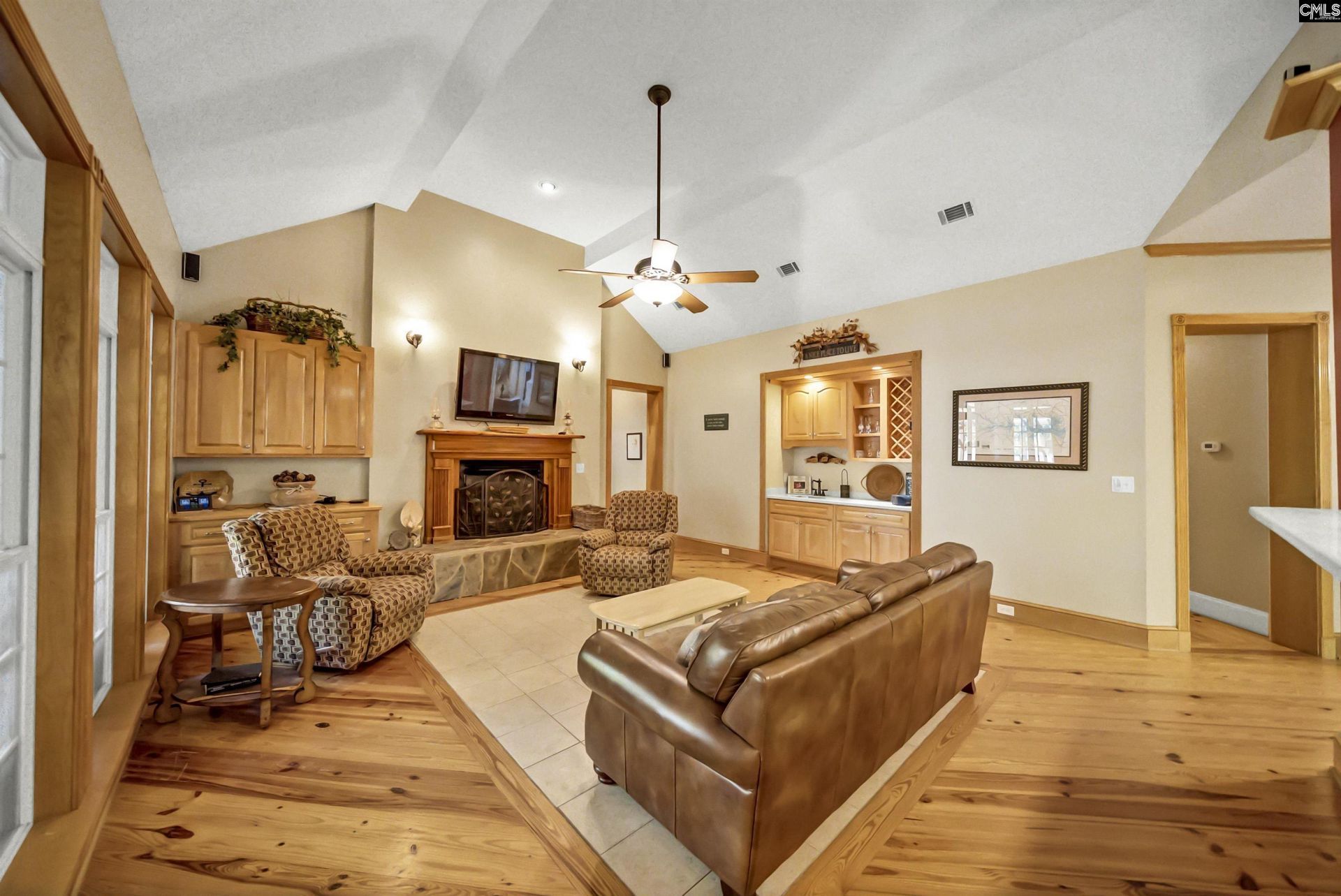 1584 Hutto Island Road Photo 24