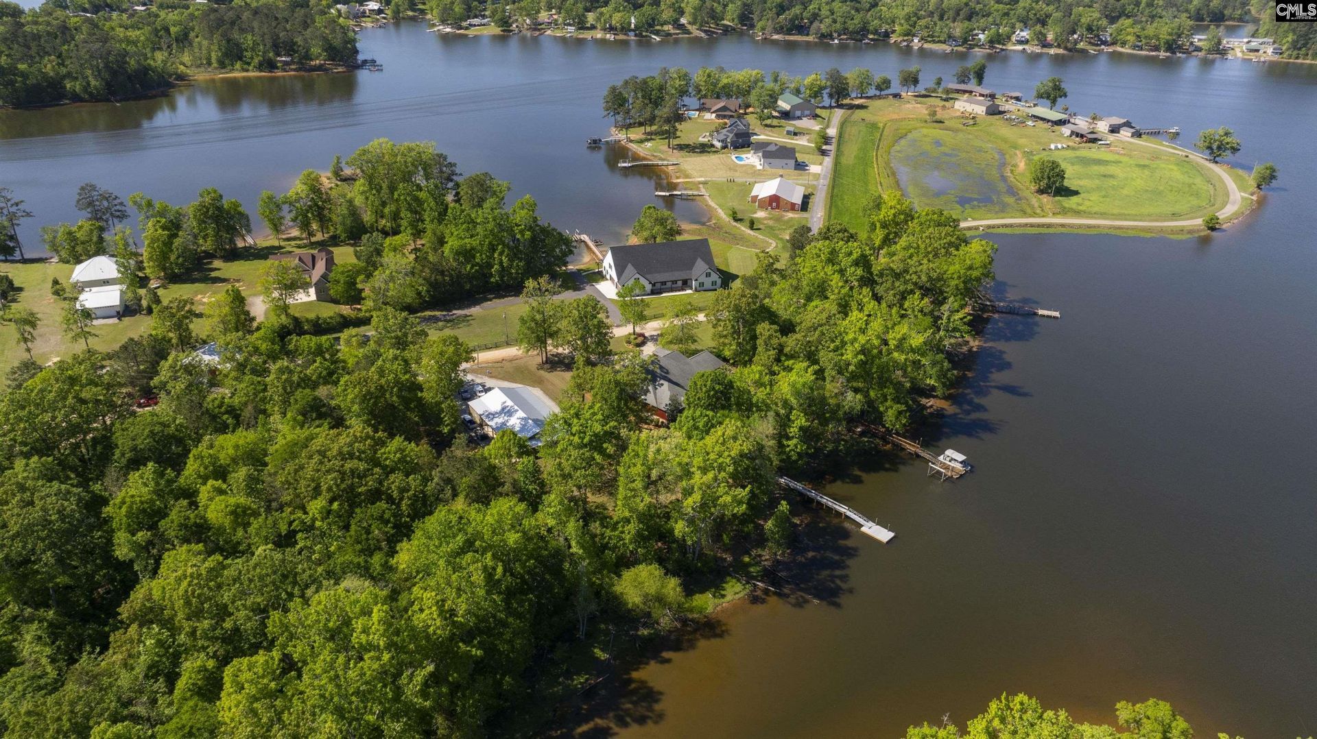 1584 Hutto Island Road Photo 4