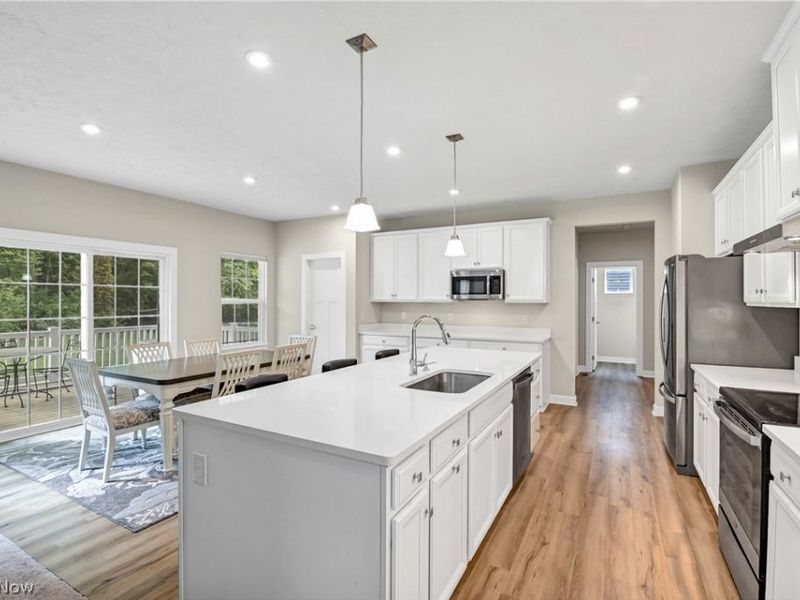 35405 Crystal Creek Court, Grafton, OH 44044 Photo 3