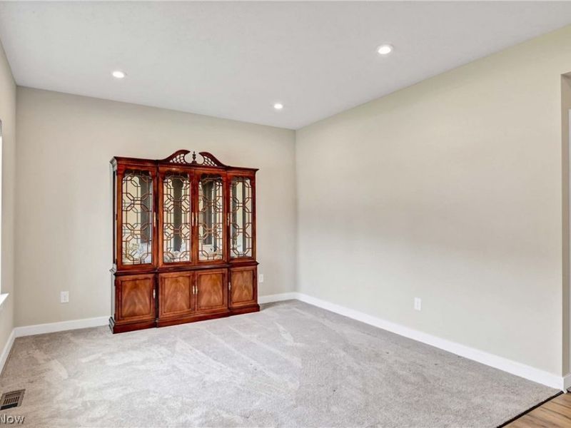 35405 Crystal Creek Court, Grafton, OH 44044 Photo 8