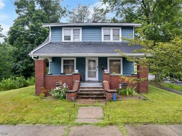 304 E Lisbon Street, Waynesburg, OH 44688