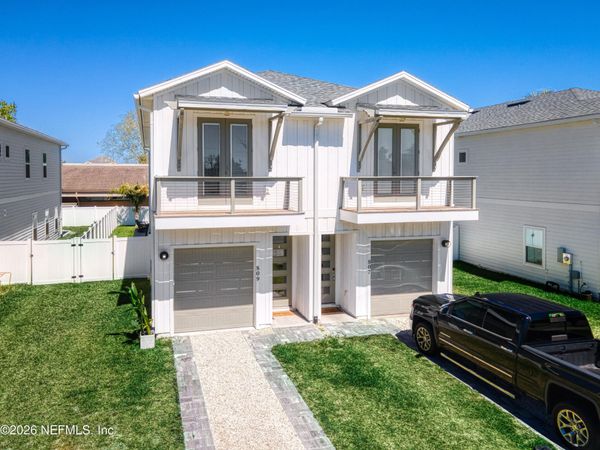 809 7TH Avenue S, Jacksonville Beach, FL 32250