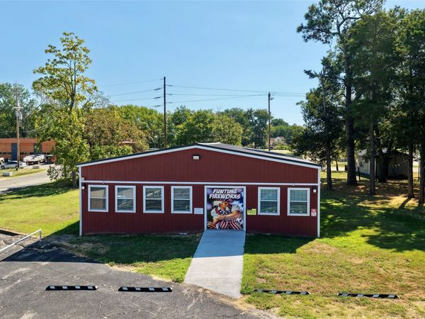 514 N Main Street, Eufaula, OK 74432