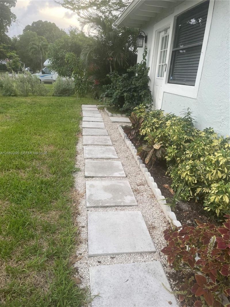 Please Call For Address, Unit 719 B, West Palm Beach, FL 33405 Photo