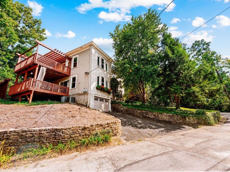 3214 Close Court, Cincinnati, OH 45208 Photo 8