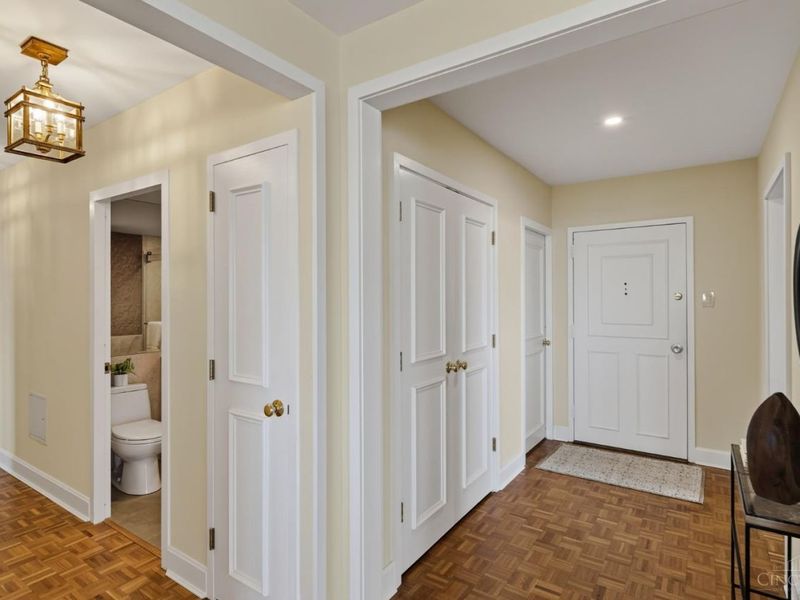 2401 Ingleside Avenue, Unit 11C, Cincinnati, OH 45206 Photo 3