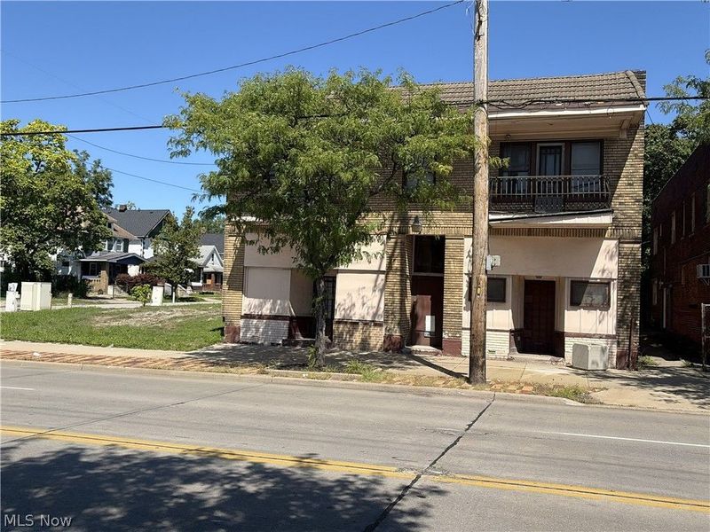 14907-14909 Kinsman Road, Cleveland, OH 44120 Photo 3
