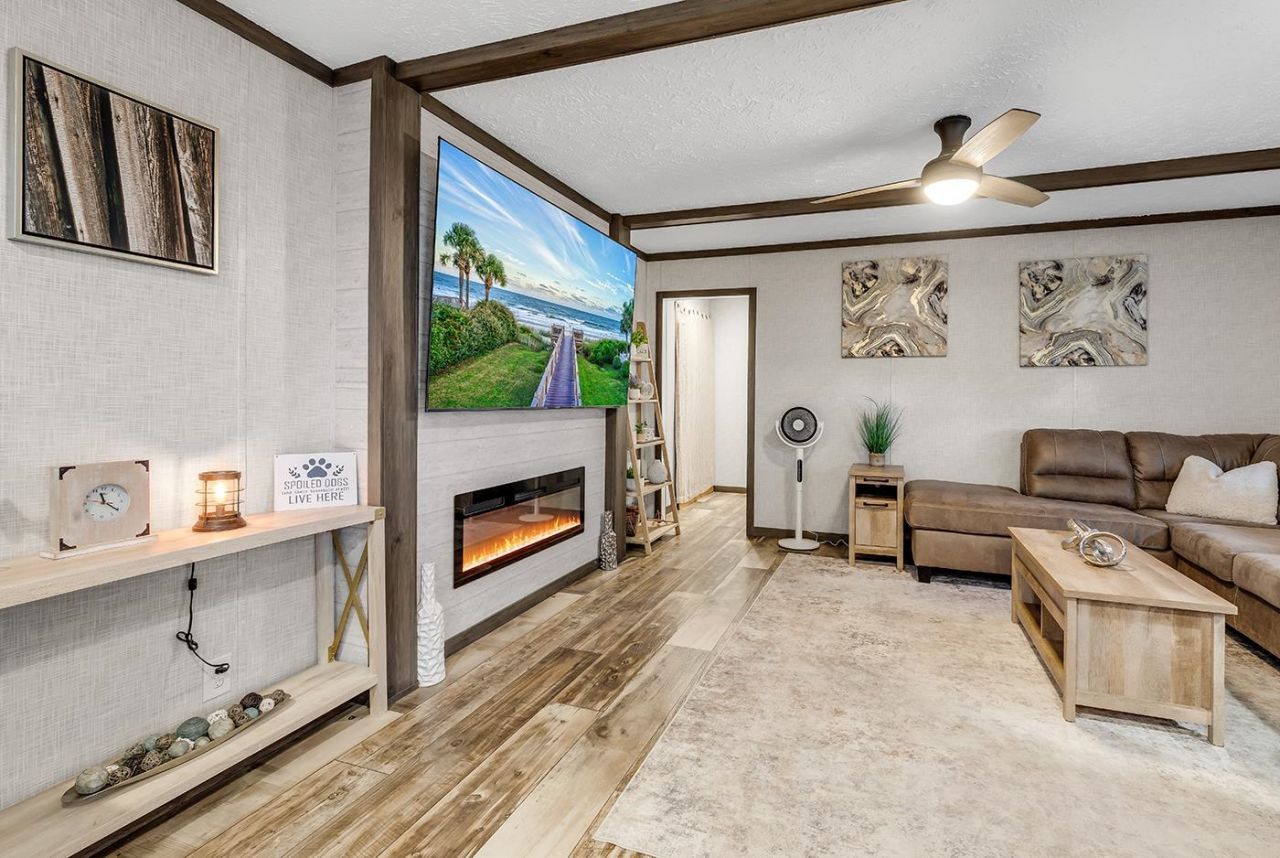 220 Air Stream Dr.  Photo 19