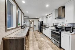 220 Air Stream Dr.  photo 4