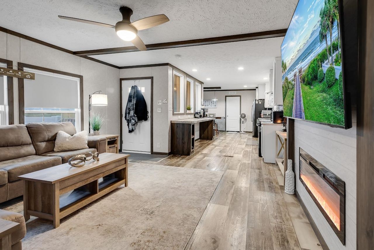 220 Air Stream Dr.  Photo 29