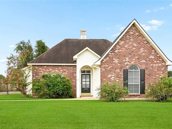 12246 DOVE HOLLOW Drive, Denham Springs, LA 70726