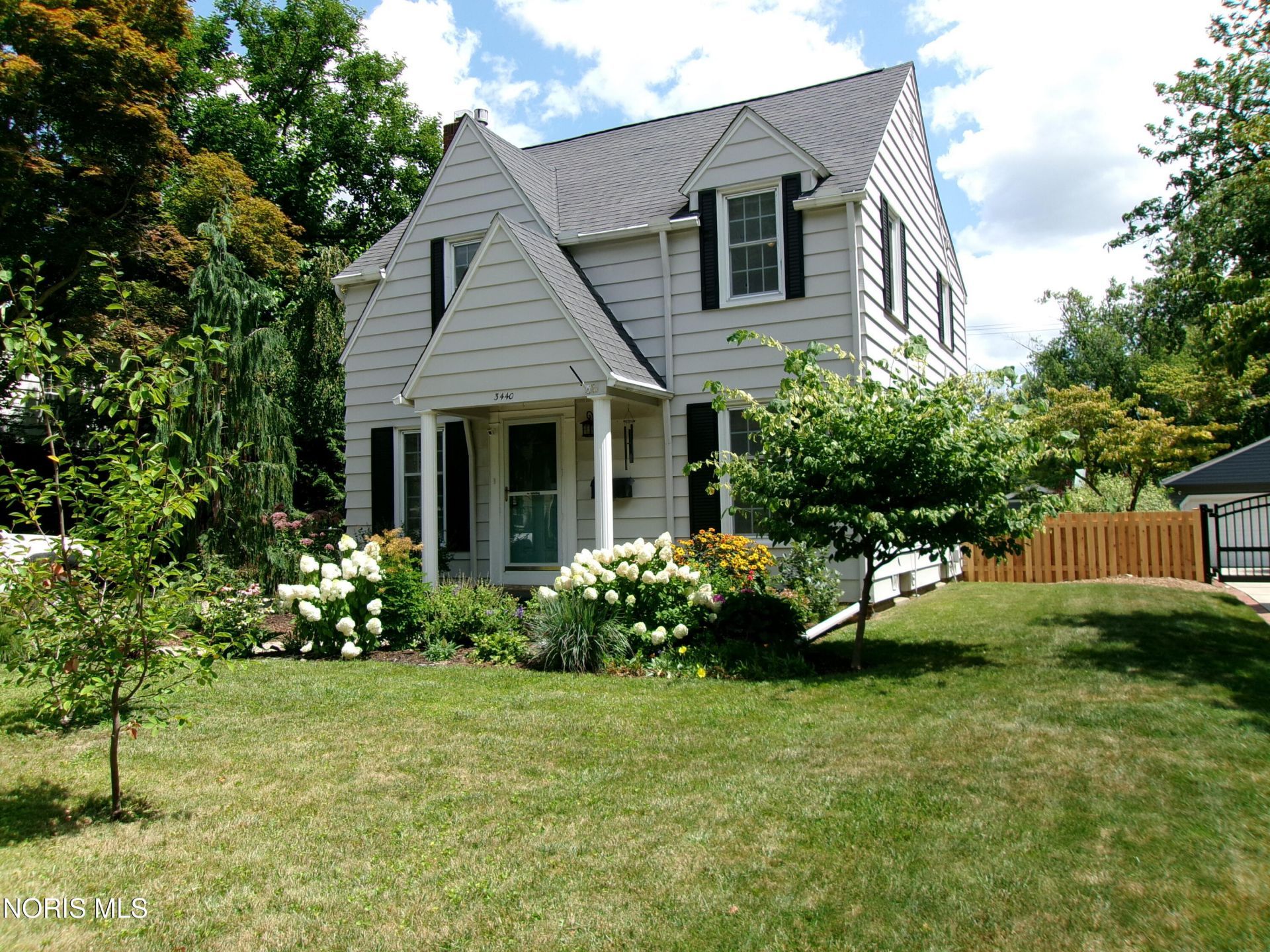 3440 Cheltenham Road, Toledo, OH 43606 Main Photo