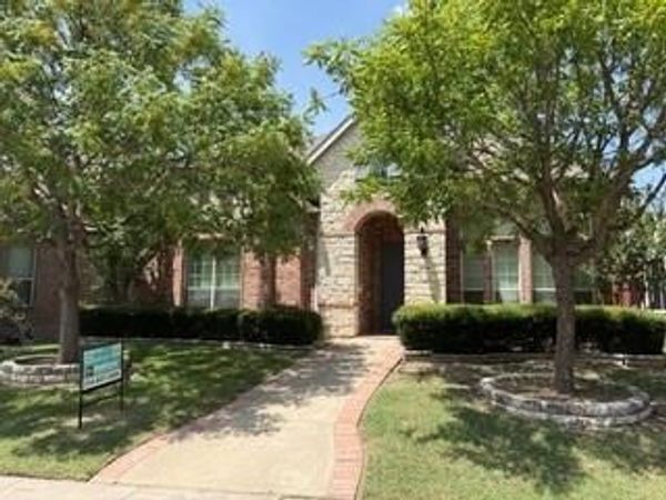 629 Bonham Drive, Lavon, TX 75166