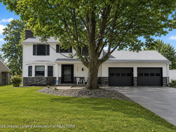 830 Andover Drive, DeWitt, MI 48820