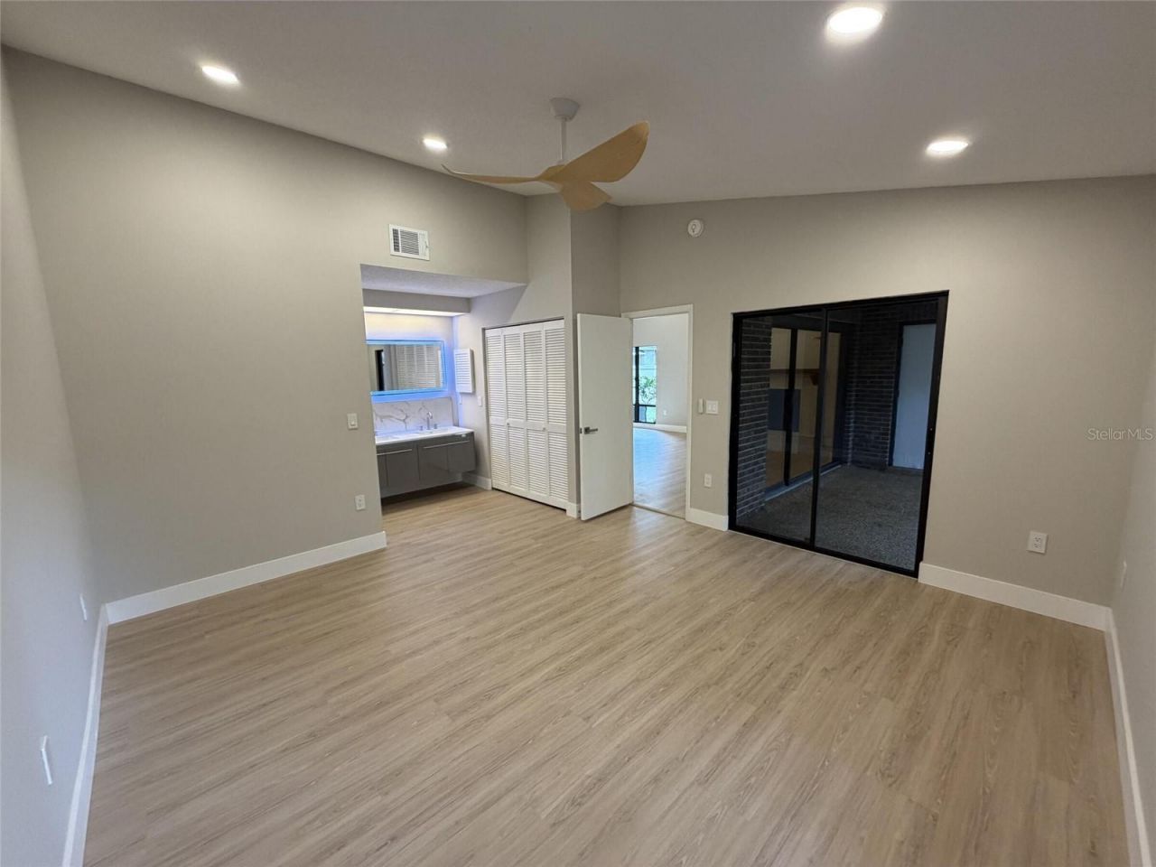 971 Sunridge Drive, Unit 110, Sarasota, FL 34234 Photo