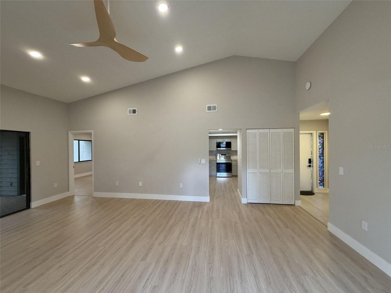 971 Sunridge Drive, Unit 110, Sarasota, FL 34234 Photo