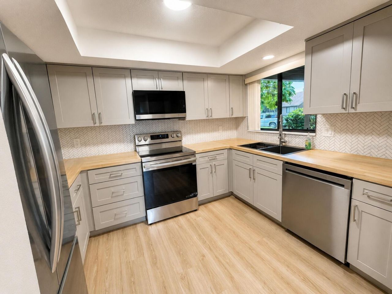 971 Sunridge Drive, Unit 110, Sarasota, FL 34234 Photo