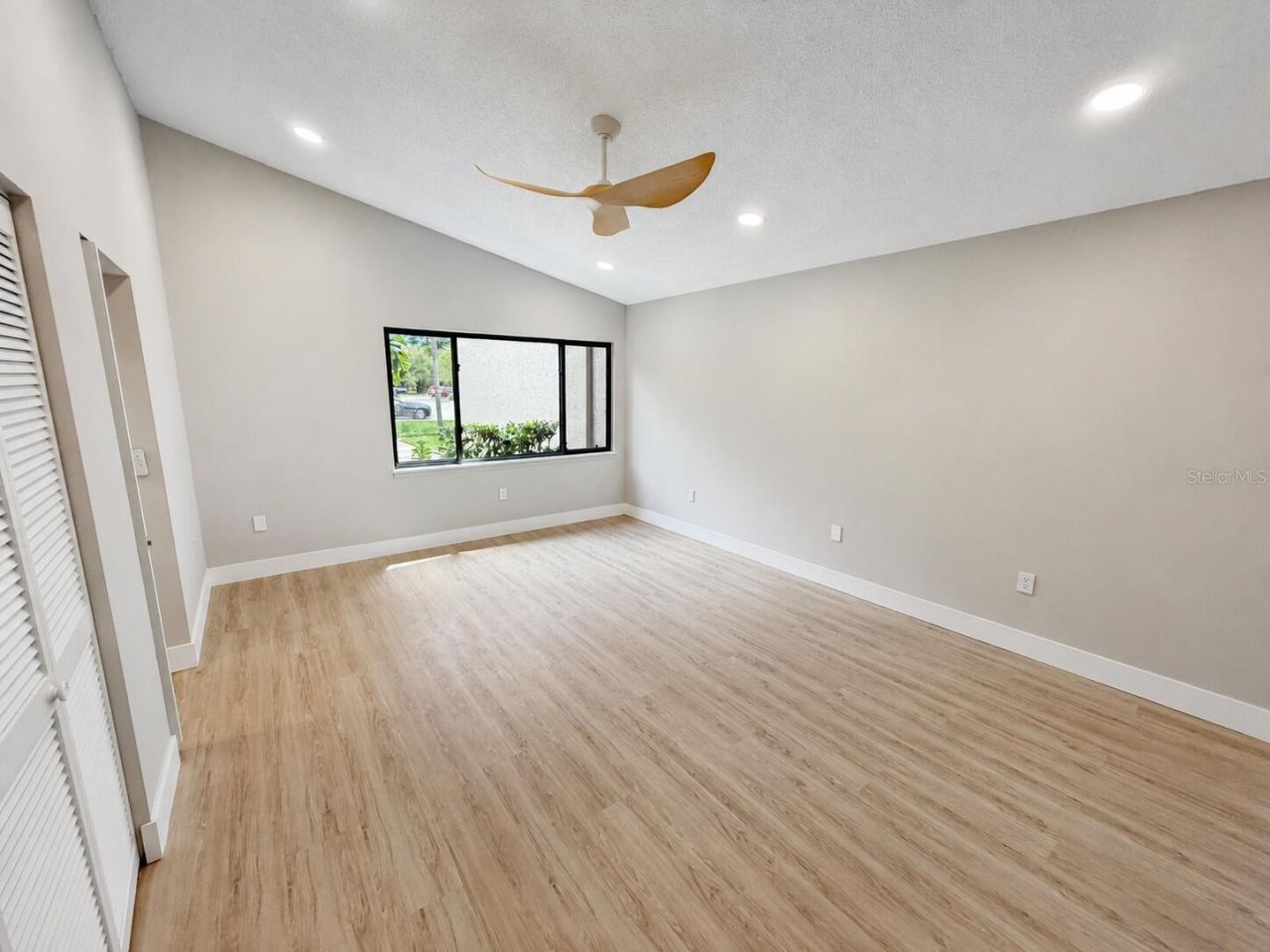 971 Sunridge Drive, Unit 110, Sarasota, FL 34234 Photo