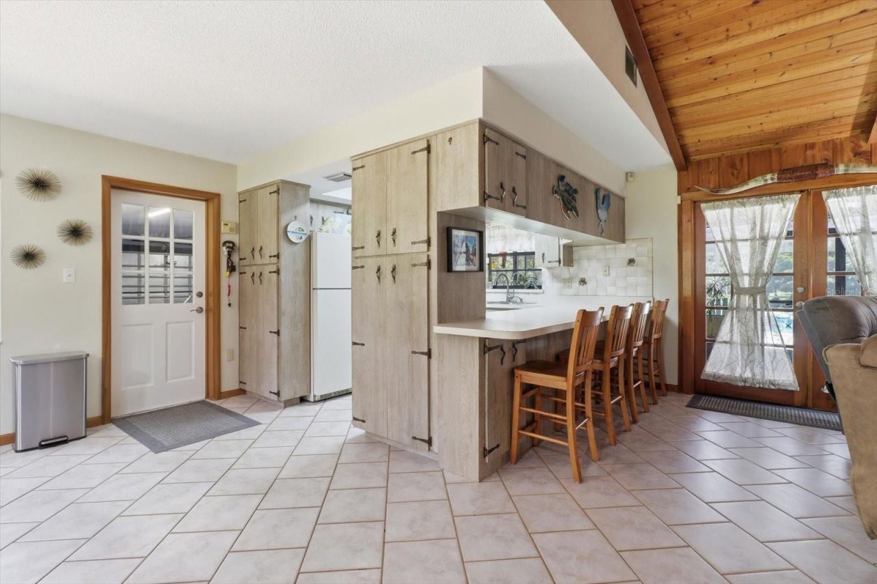 10265 W Springtree Lane , Crystal River, FL 34428 Photo