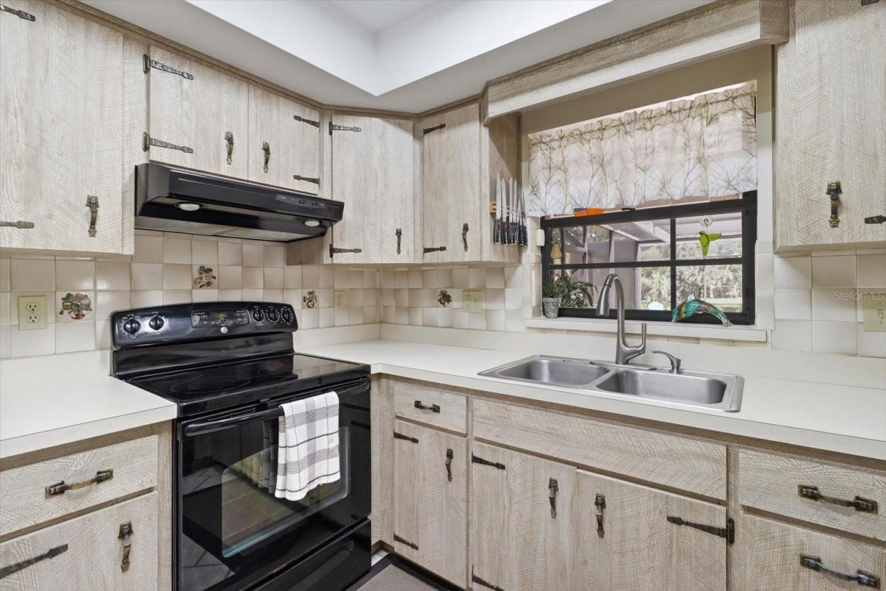 10265 W Springtree Lane, Crystal River, FL 34428 Photo
