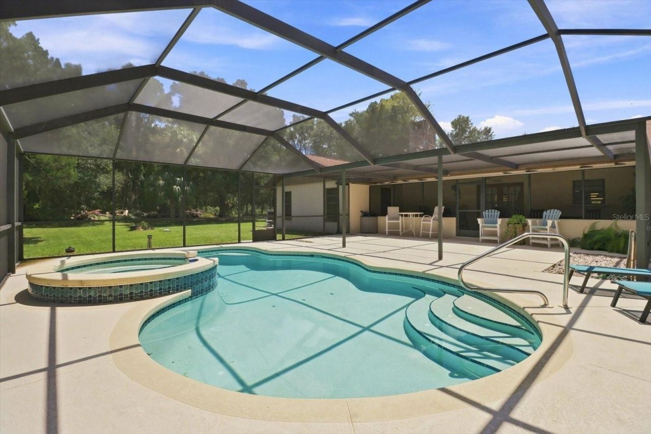 10265 W Springtree Lane, Crystal River, FL 34428 Photo