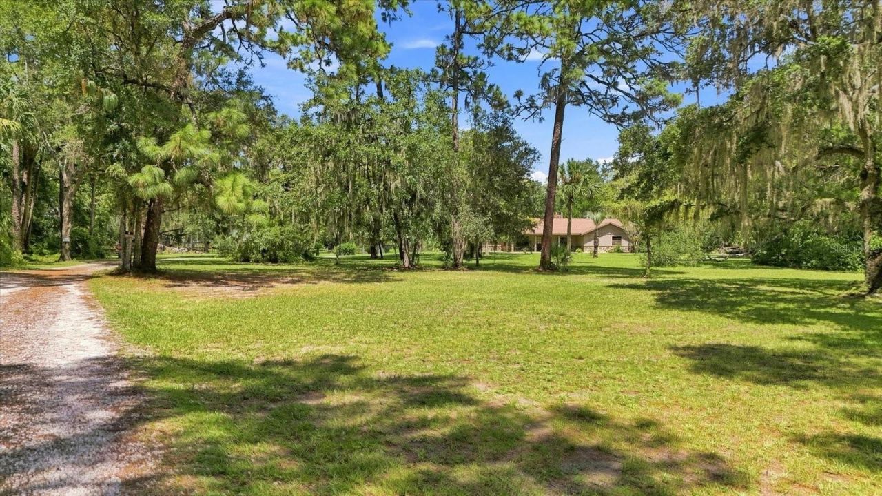 10265 W Springtree Lane , Crystal River, FL 34428 Photo