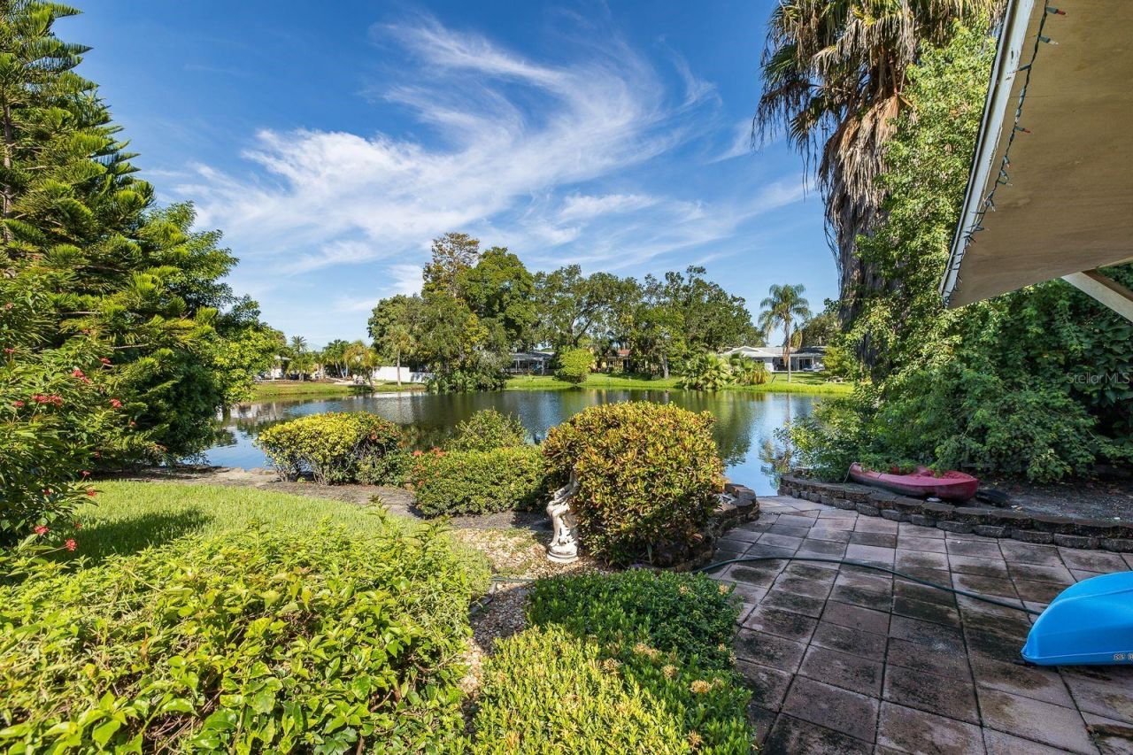 11555 Pine Street, Seminole, FL 33772 Photo