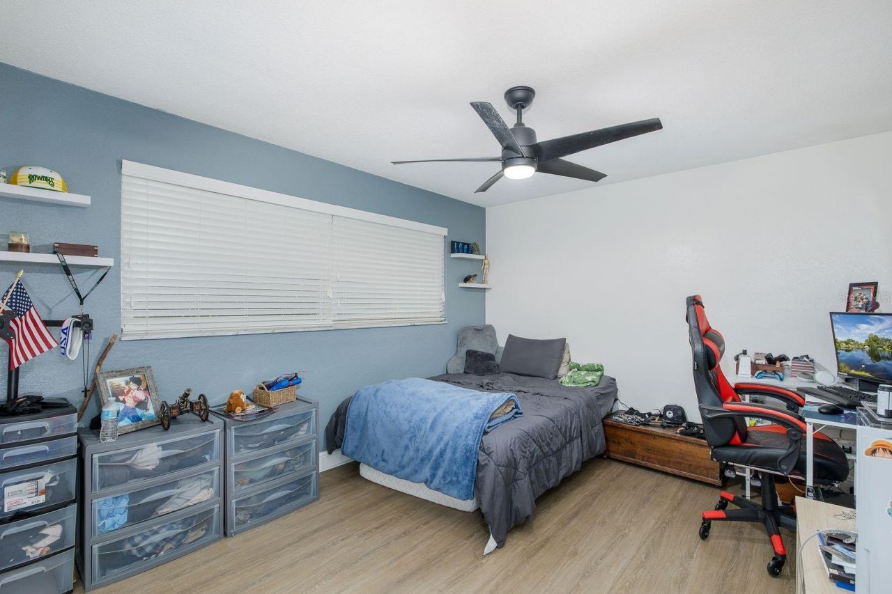 11555 Pine Street, Seminole, FL 33772 Photo
