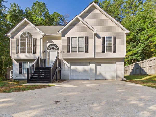 75 Lauren Overlook, Newnan, GA 30263